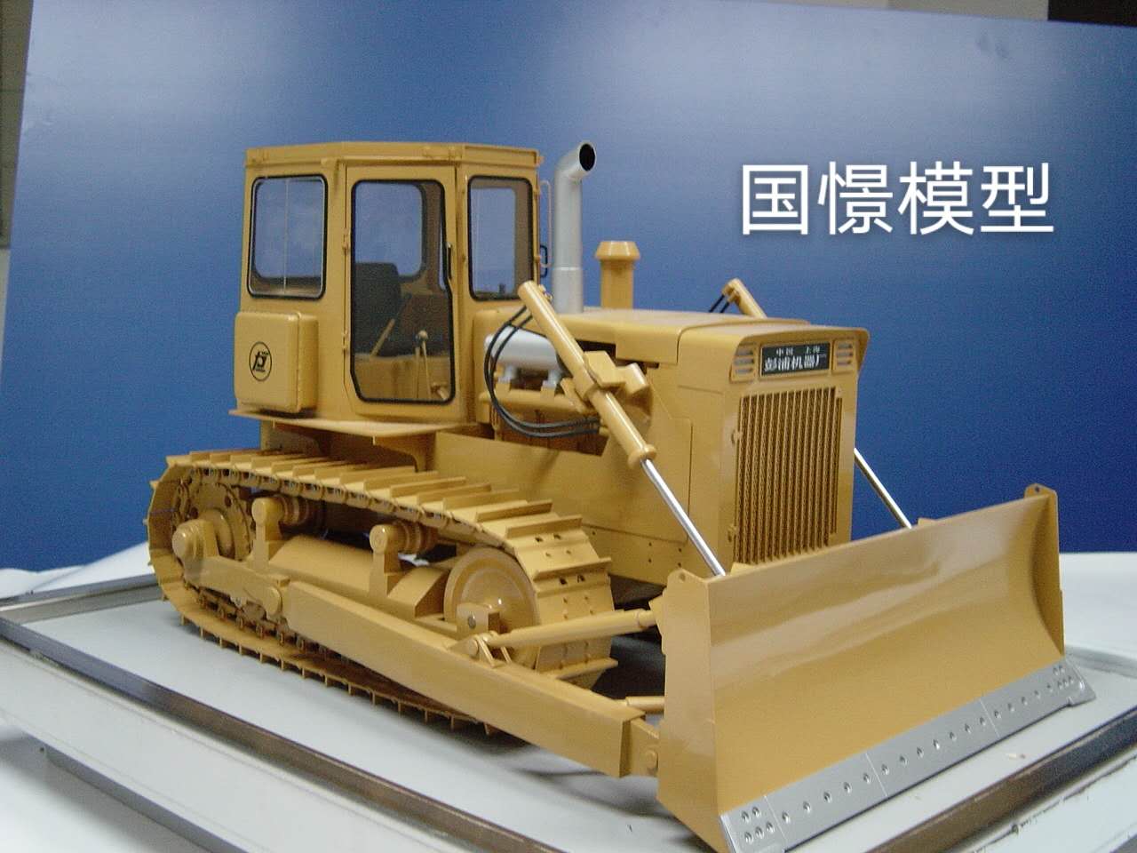 额尔古纳市车辆模型